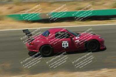 media/Jun-01-2025-CalClub SCCA (Sun) [[eae223c5dd]]/Group 2/Race 3/